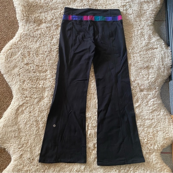 Lululemon reversible groove pants - Picture 3 of 9